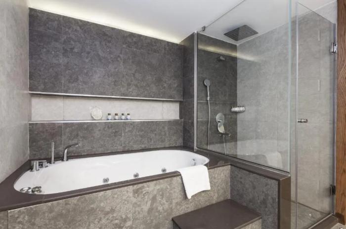 Salamis Bay Conti Resort Hotel & Casino Famagouste Chambre photo Bathroom