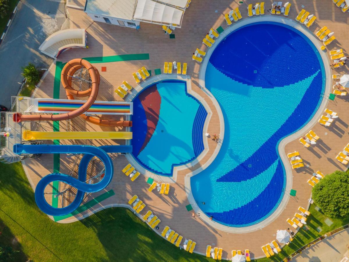 Salamis Bay Conti Resort Hotel & Casino Famagouste Extérieur photo Aerial view of the water park